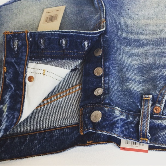 New Levi’s High Rise Wedgie Short - Picture 6 of 8